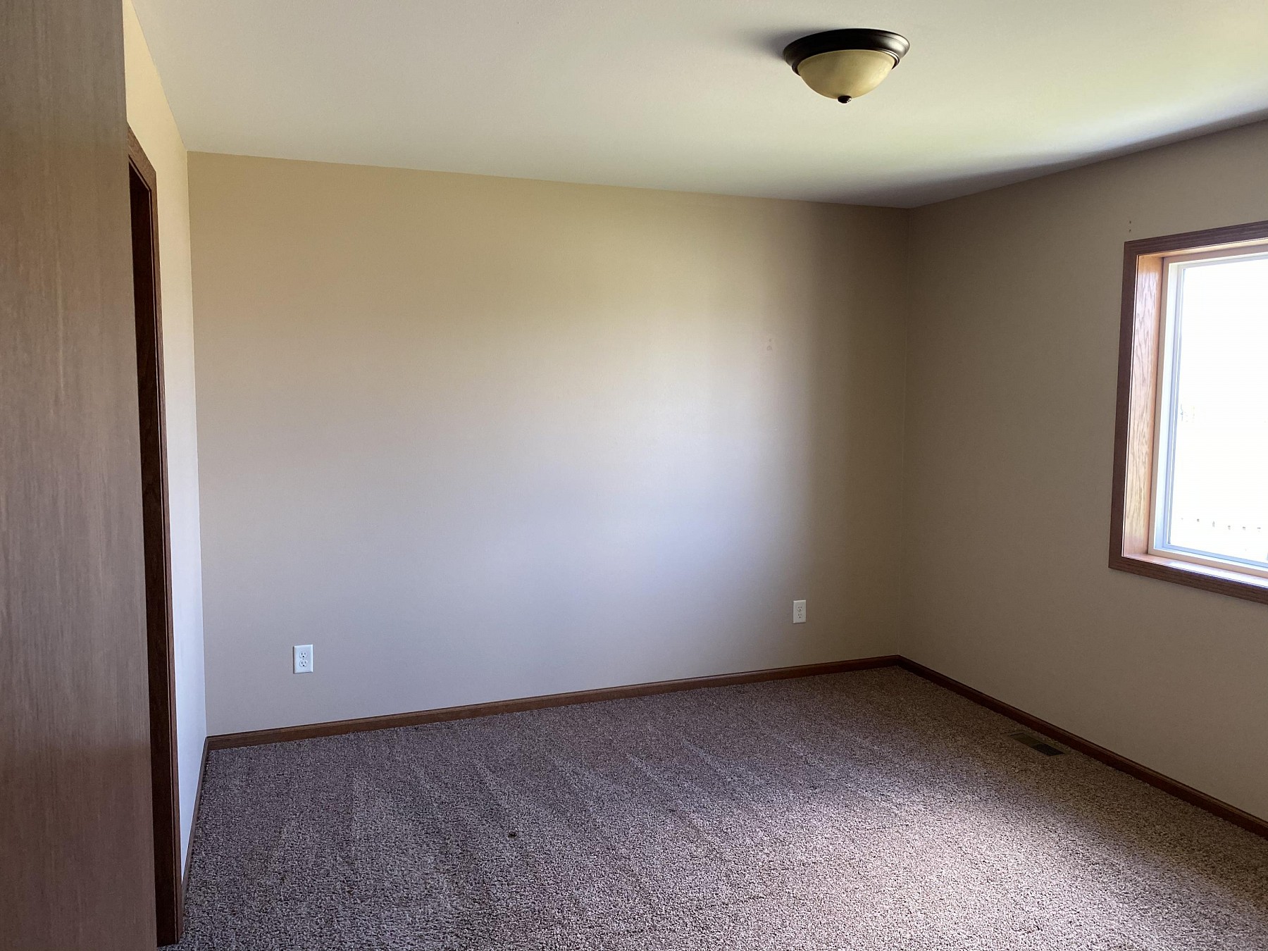 105 Vicki Avenue, Volga, SD 57071