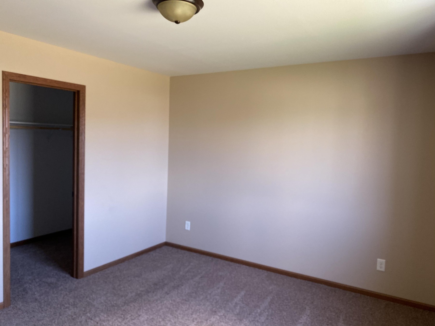 105 Vicki Avenue, Volga, SD 57071