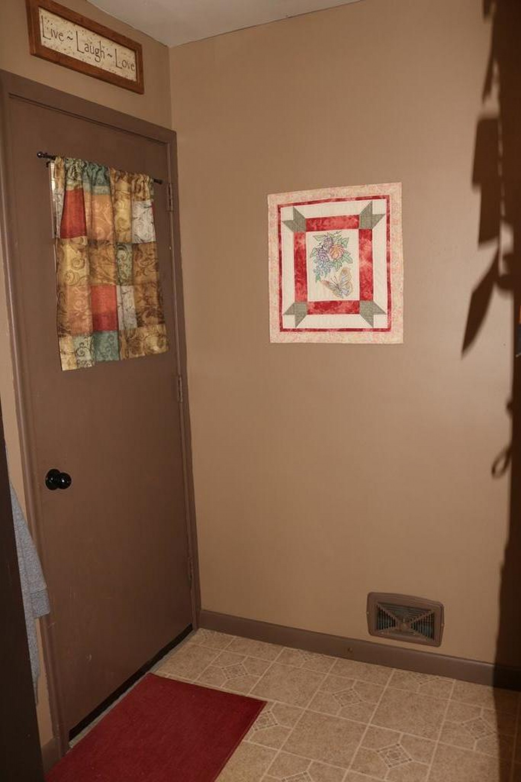 200 2nd Street, Elkton, SD 57026