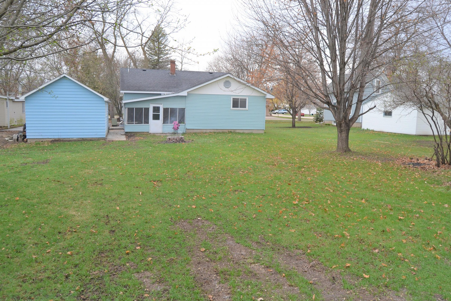 310 Marvin Avenue, Volga, SD 57071