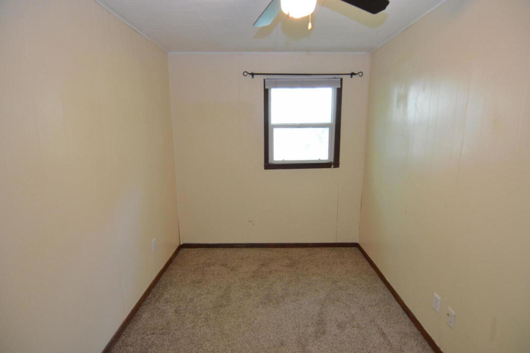 625 6th Avenue, Brookings, SD 57006