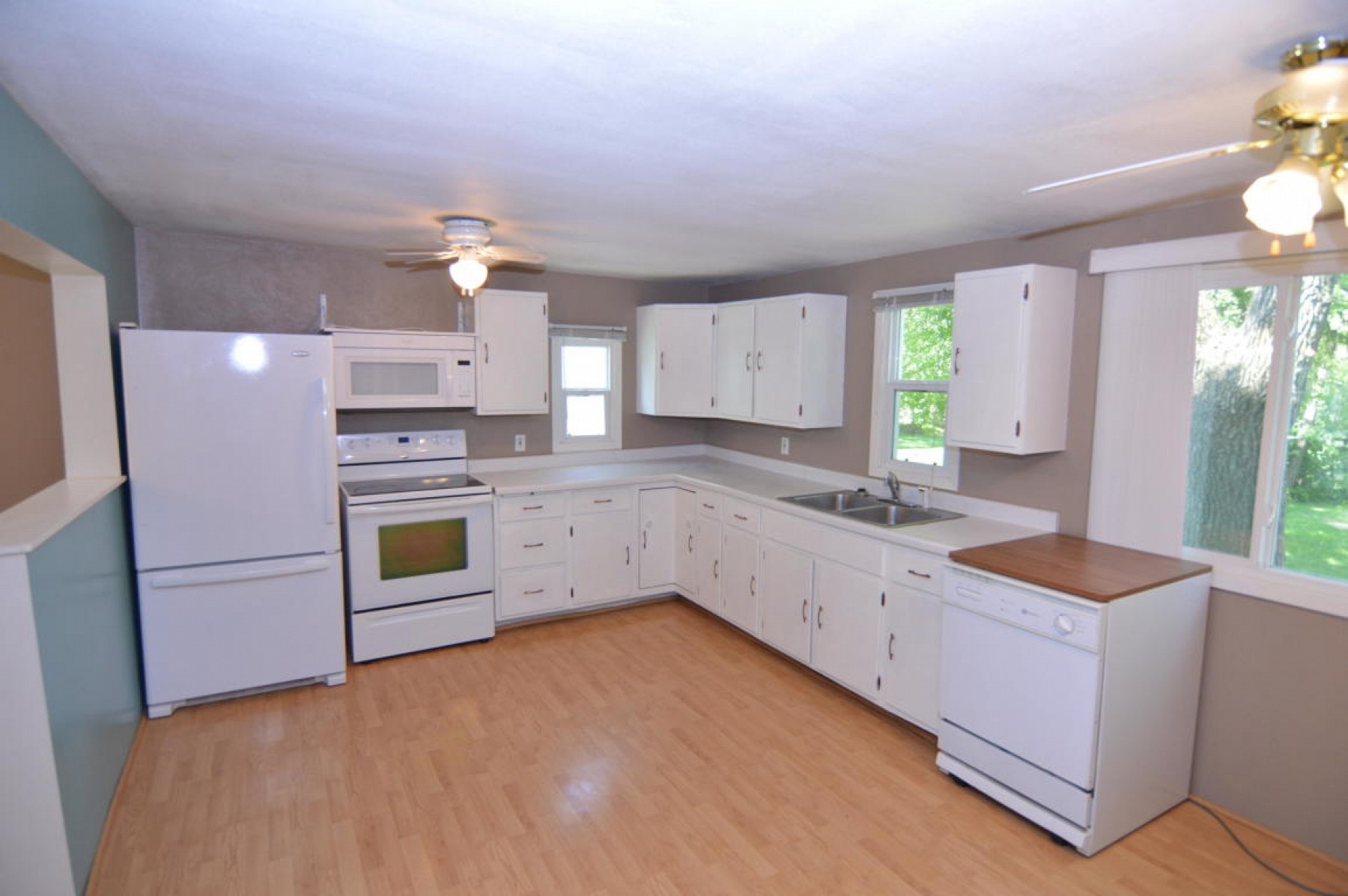 625 6th Avenue, Brookings, SD 57006