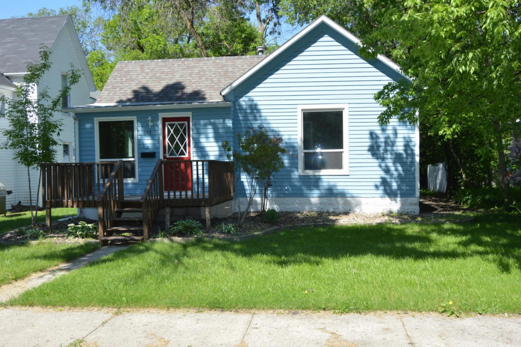 625 6th Avenue, Brookings, SD 57006