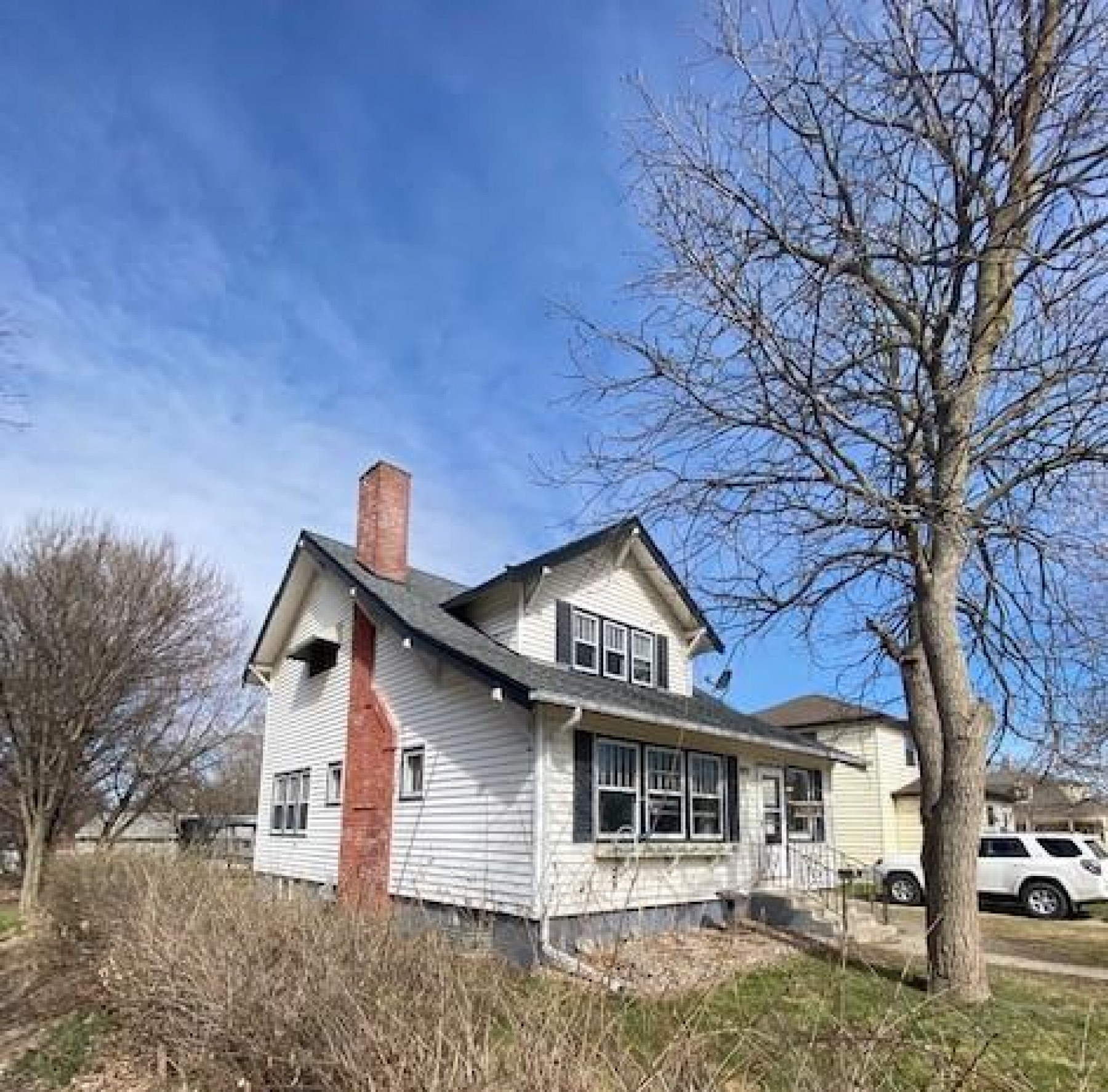 925 6th Avenue, Brookings, SD 57006