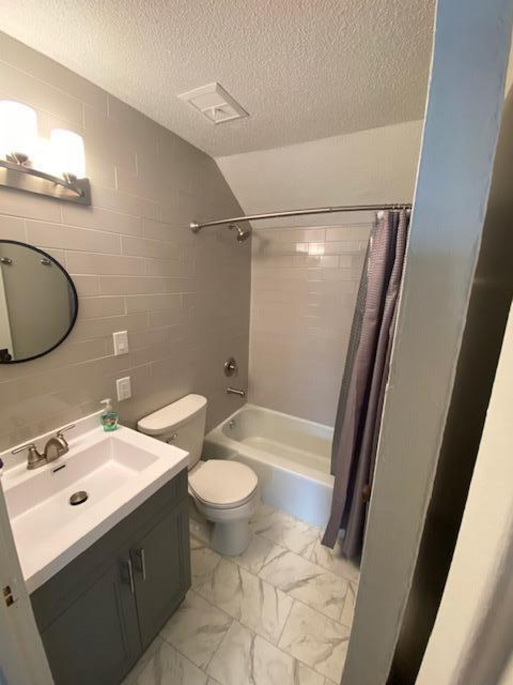 925 6th Avenue, Brookings, SD 57006