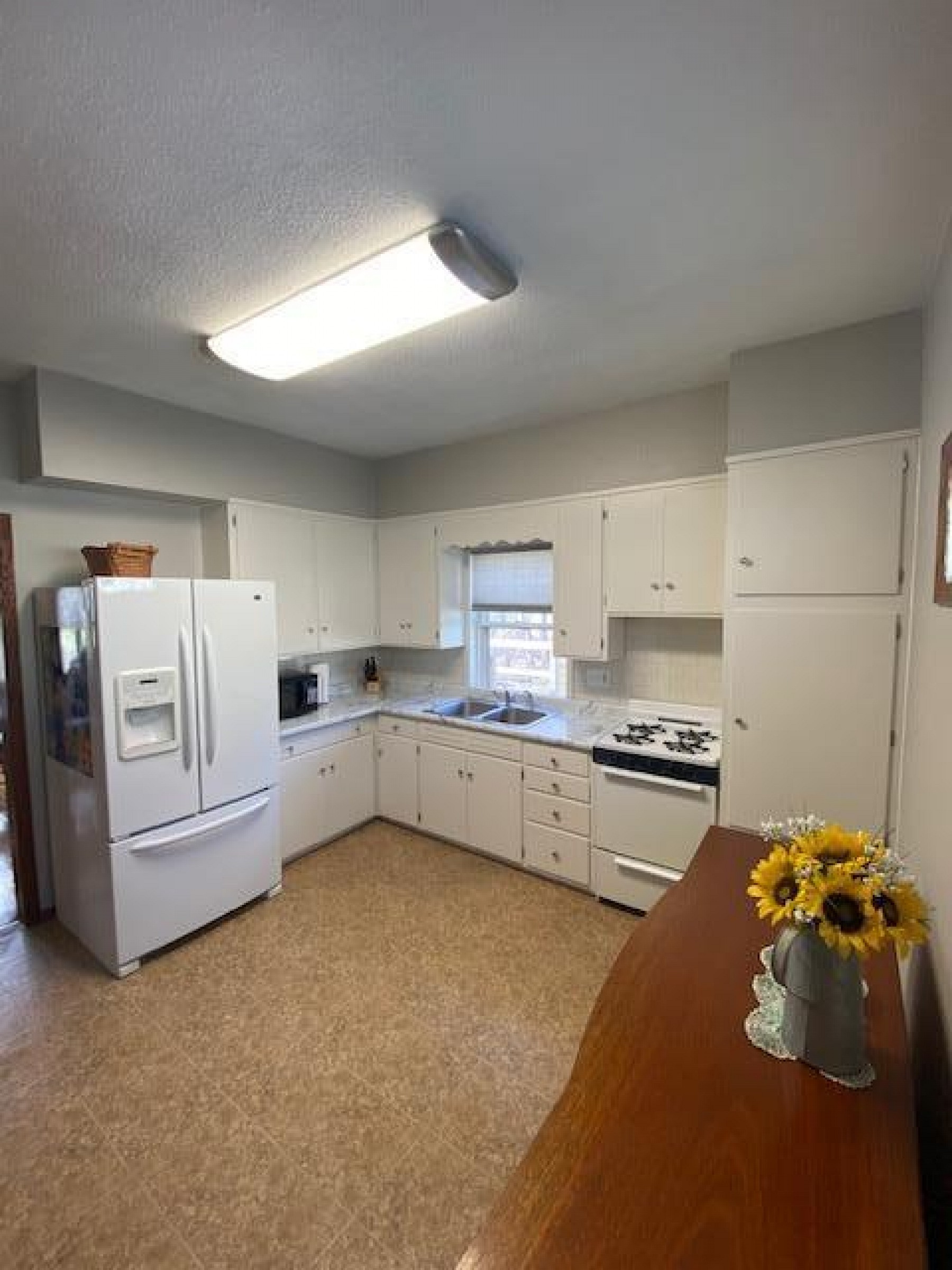 925 6th Avenue, Brookings, SD 57006