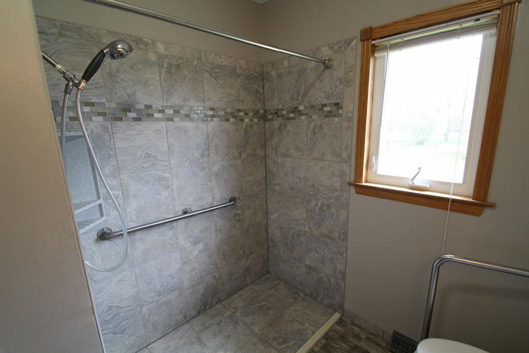 210 Madison Avenue, Aurora, SD 57002