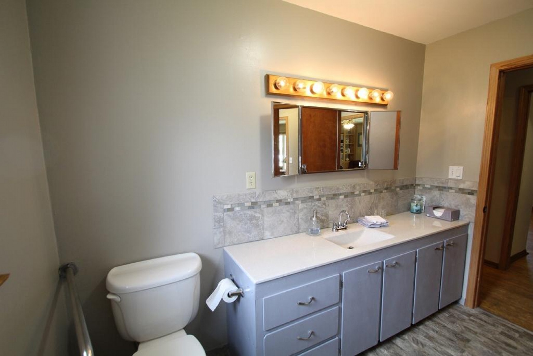 210 Madison Avenue, Aurora, SD 57002