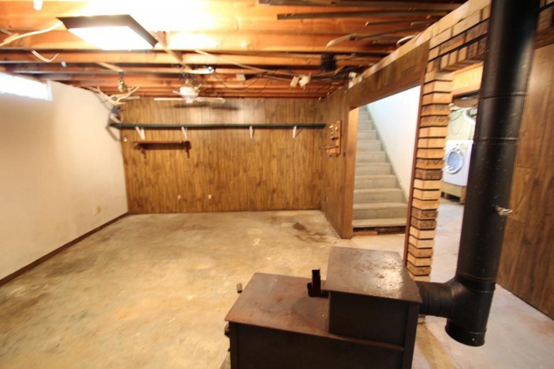 210 Madison Avenue, Aurora, SD 57002