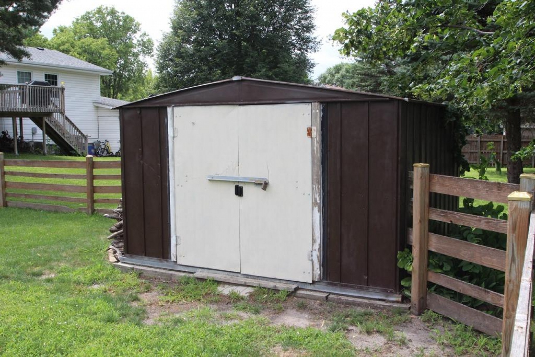 1323 Orchard Drive, Brookings, SD 57006