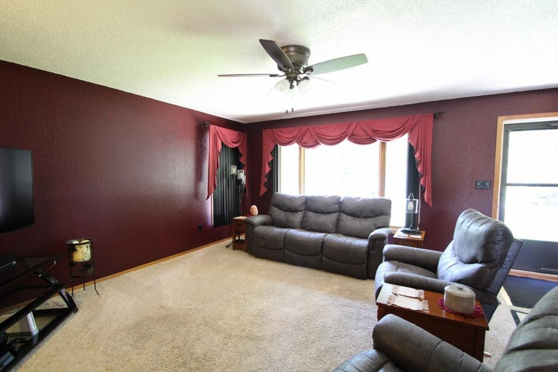 1323 Orchard Drive, Brookings, SD 57006