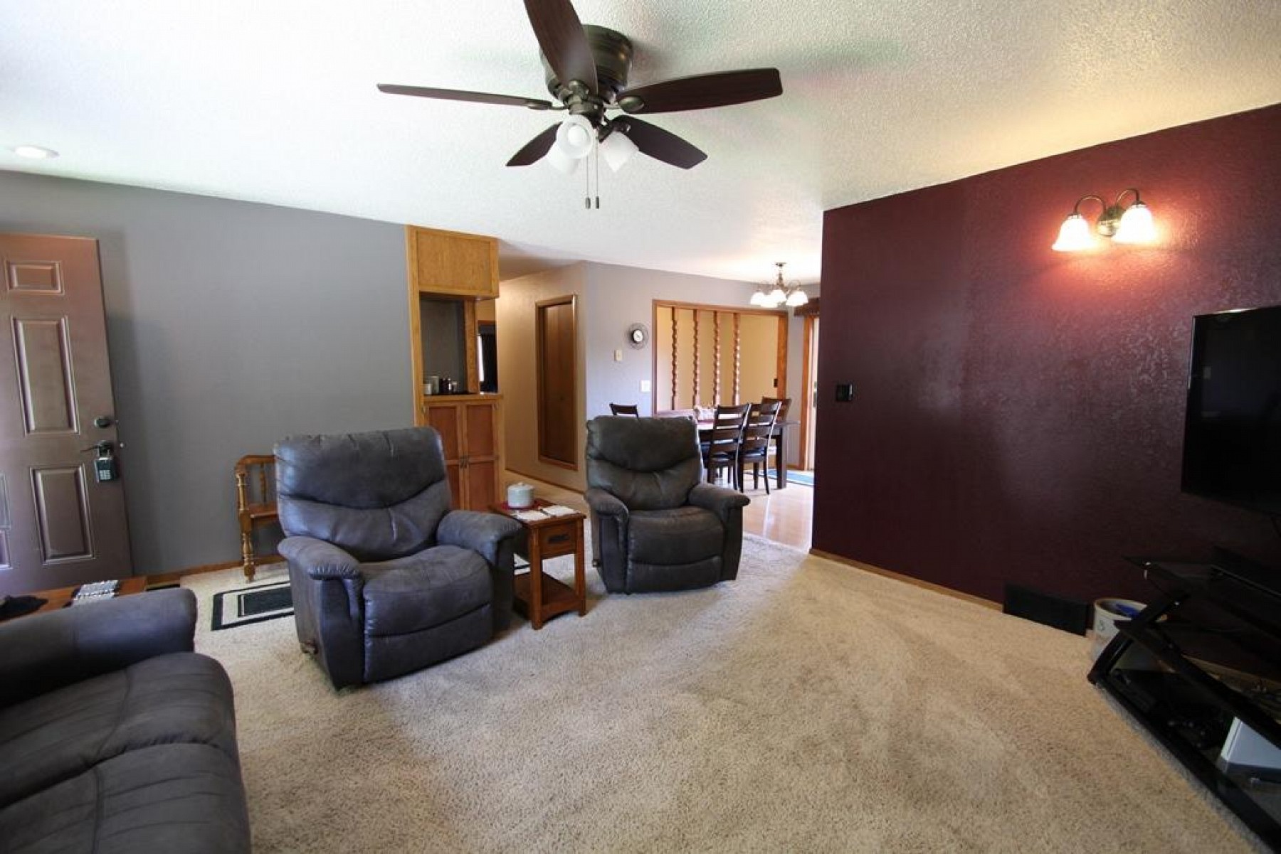 1323 Orchard Drive, Brookings, SD 57006