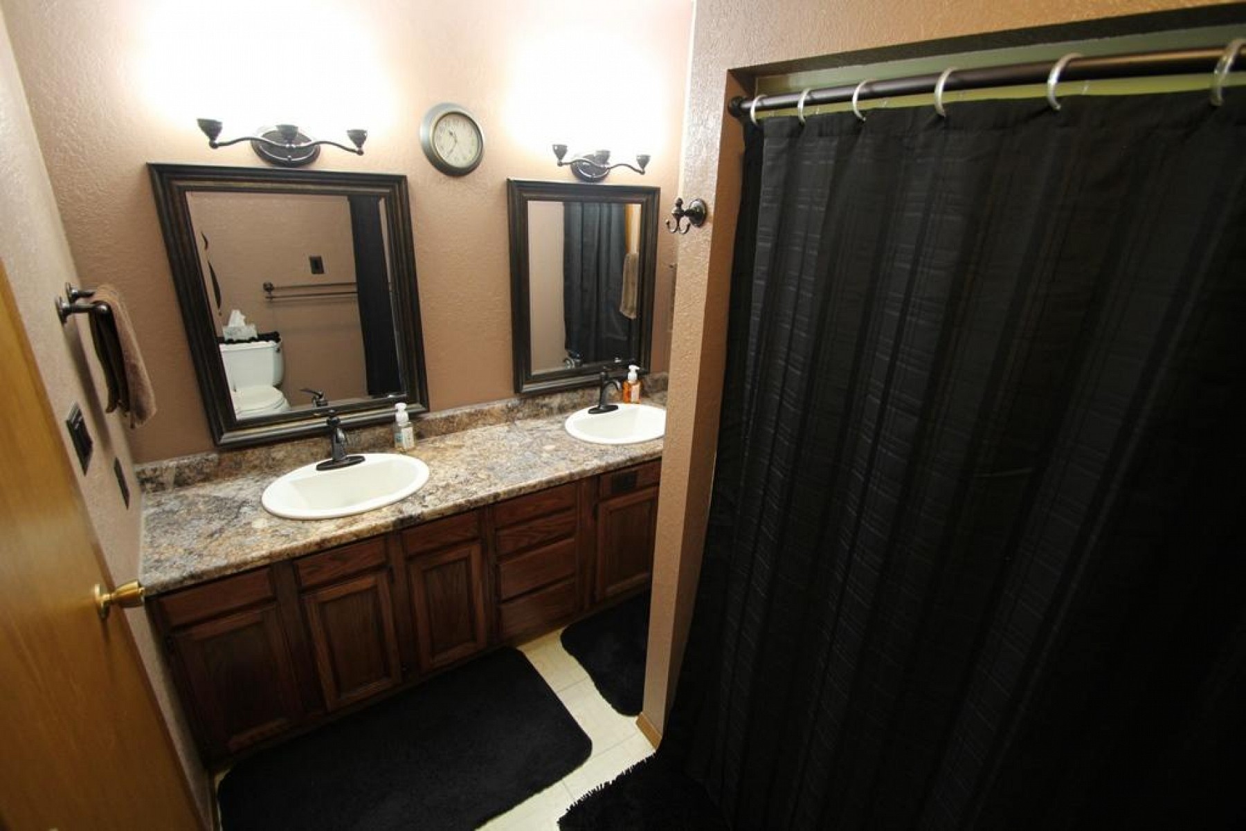 1323 Orchard Drive, Brookings, SD 57006