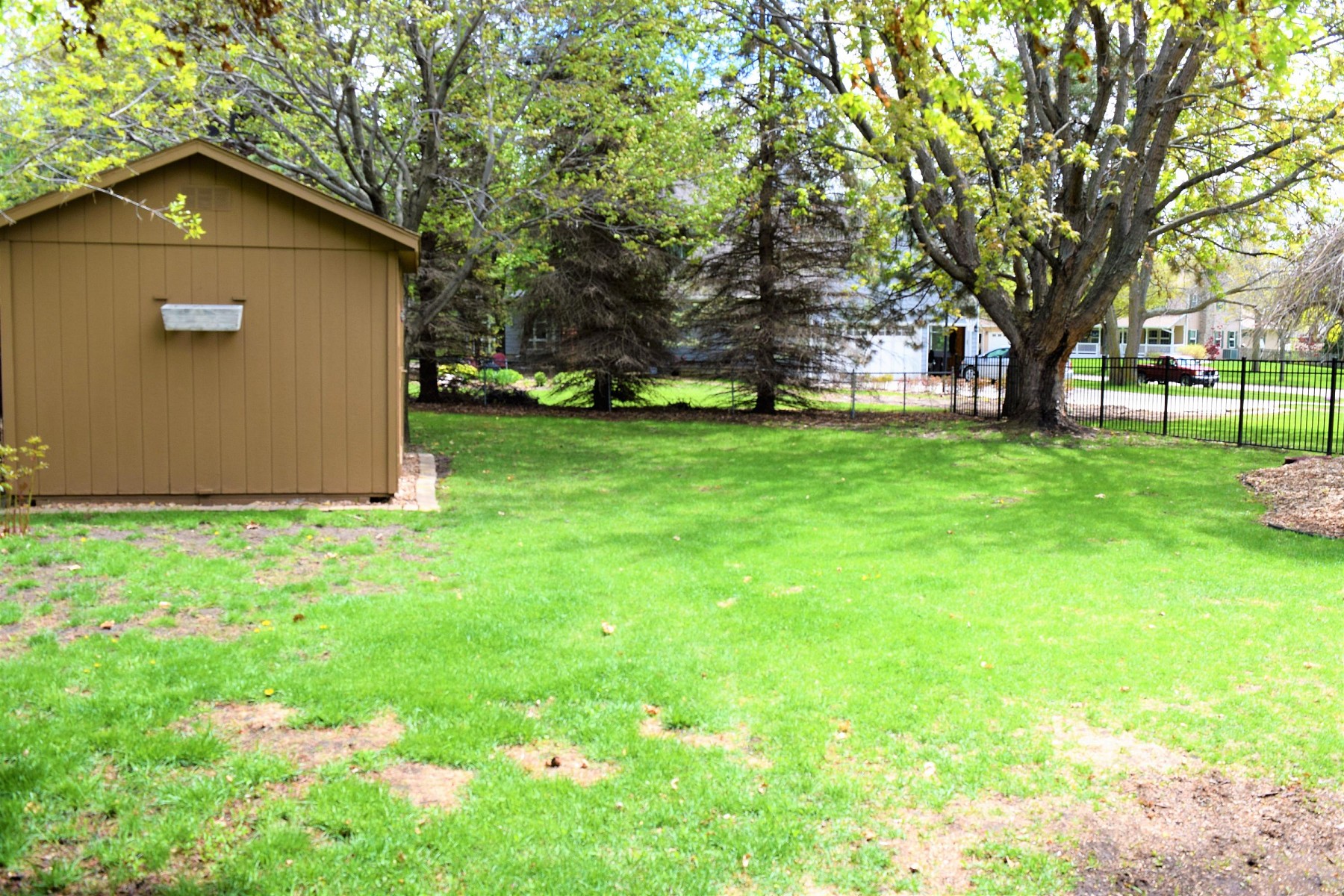 805 Arrowhead Pass, Brookings, SD 57006