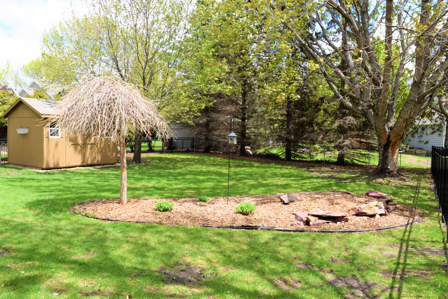 805 Arrowhead Pass, Brookings, SD 57006