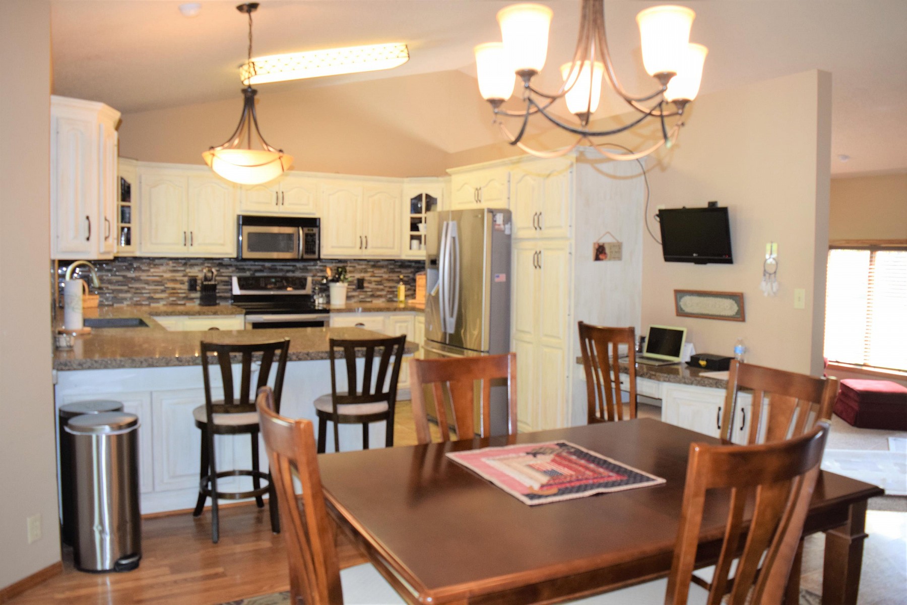 805 Arrowhead Pass, Brookings, SD 57006