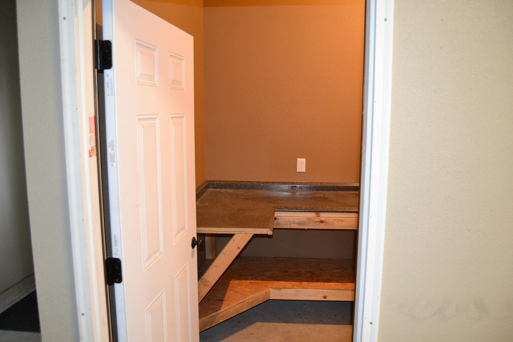 403 Lilac Avenue, Aurora, SD 57002