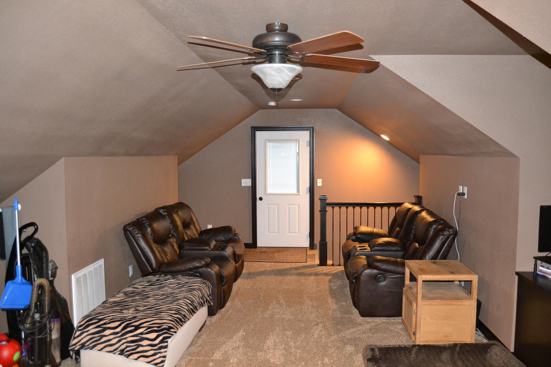 403 Lilac Avenue, Aurora, SD 57002