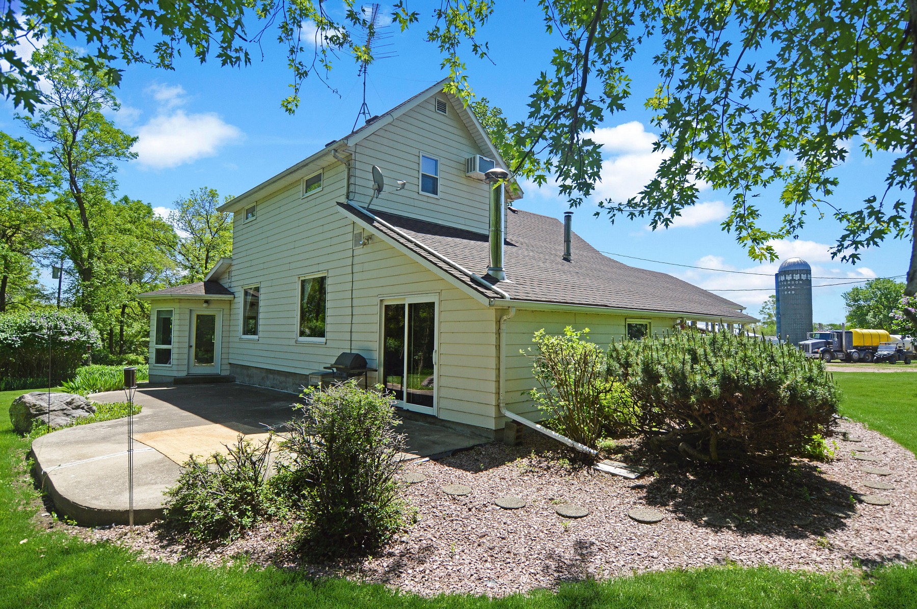 21469 452nd Avenue, Arlington, SD 57212