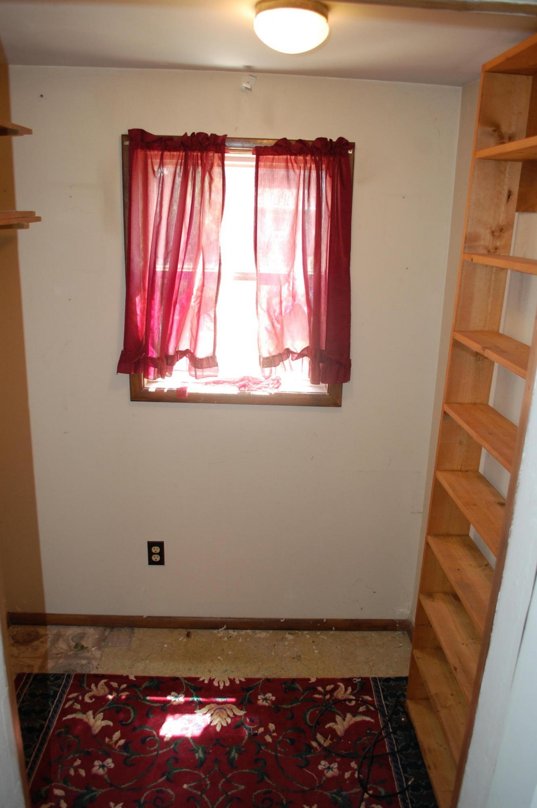 501 Catlett Avenue E, Estelline, SD 57234