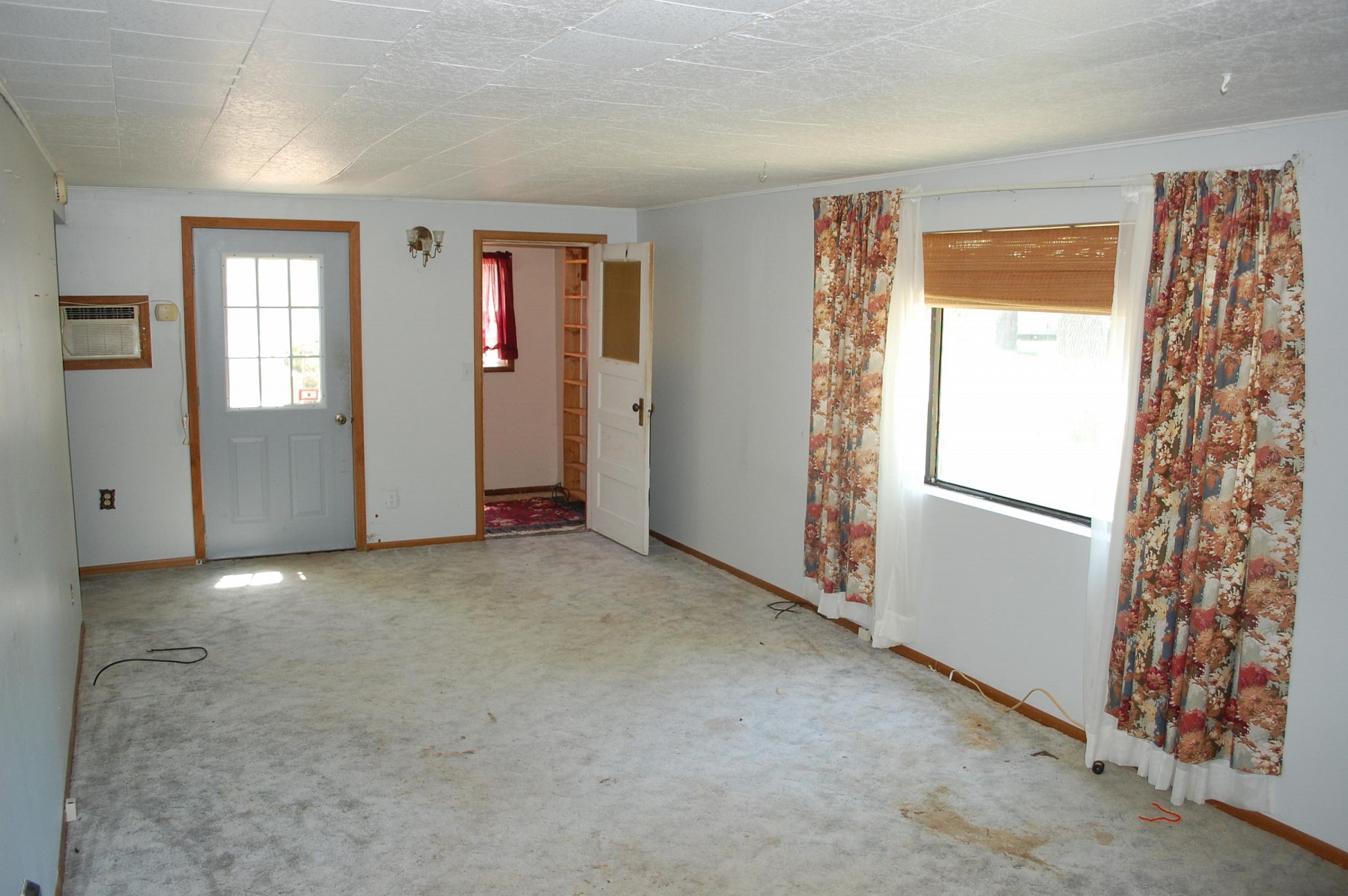 501 Catlett Avenue E, Estelline, SD 57234