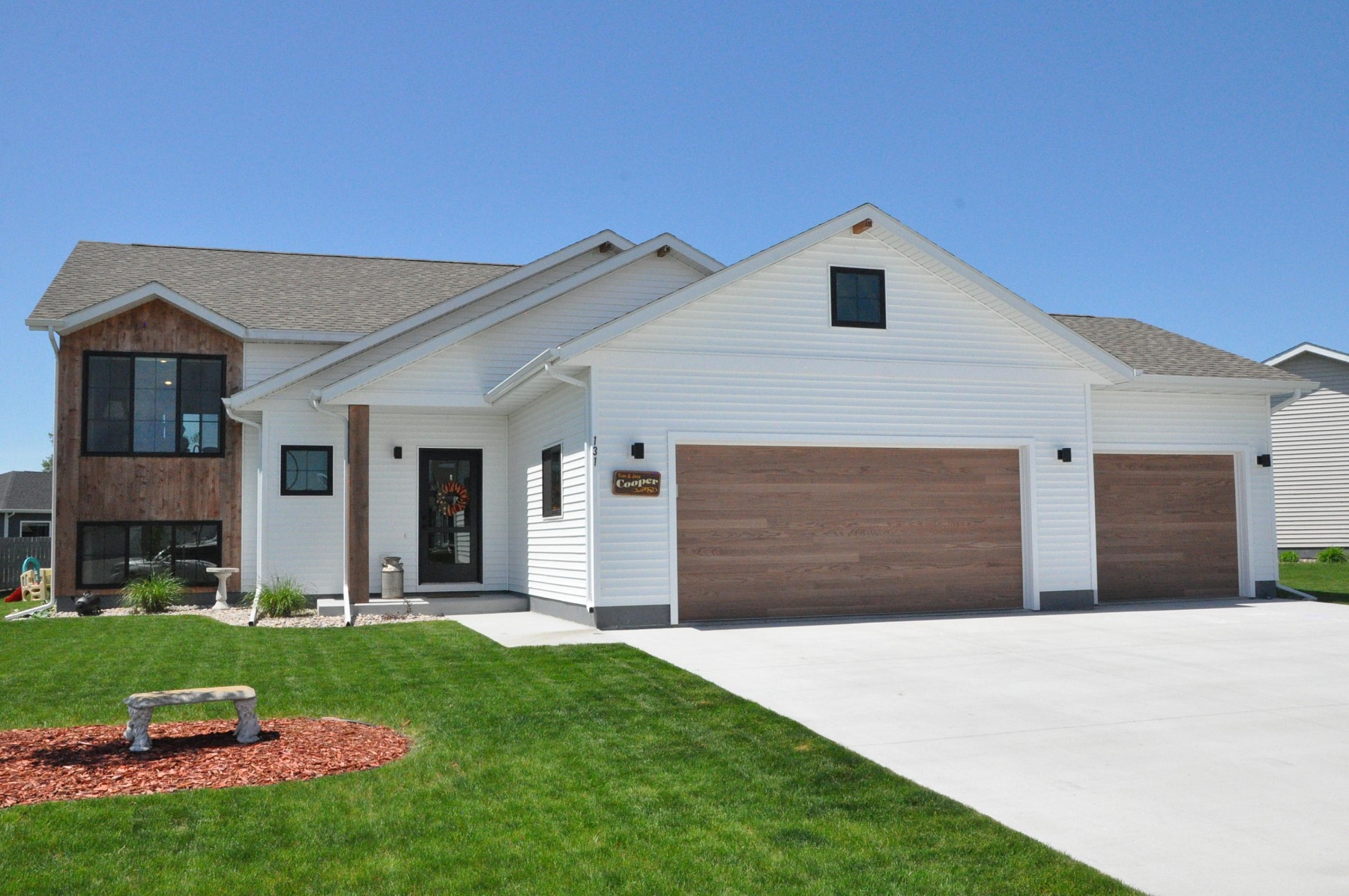 131 Craig Court, Brookings, SD 57006