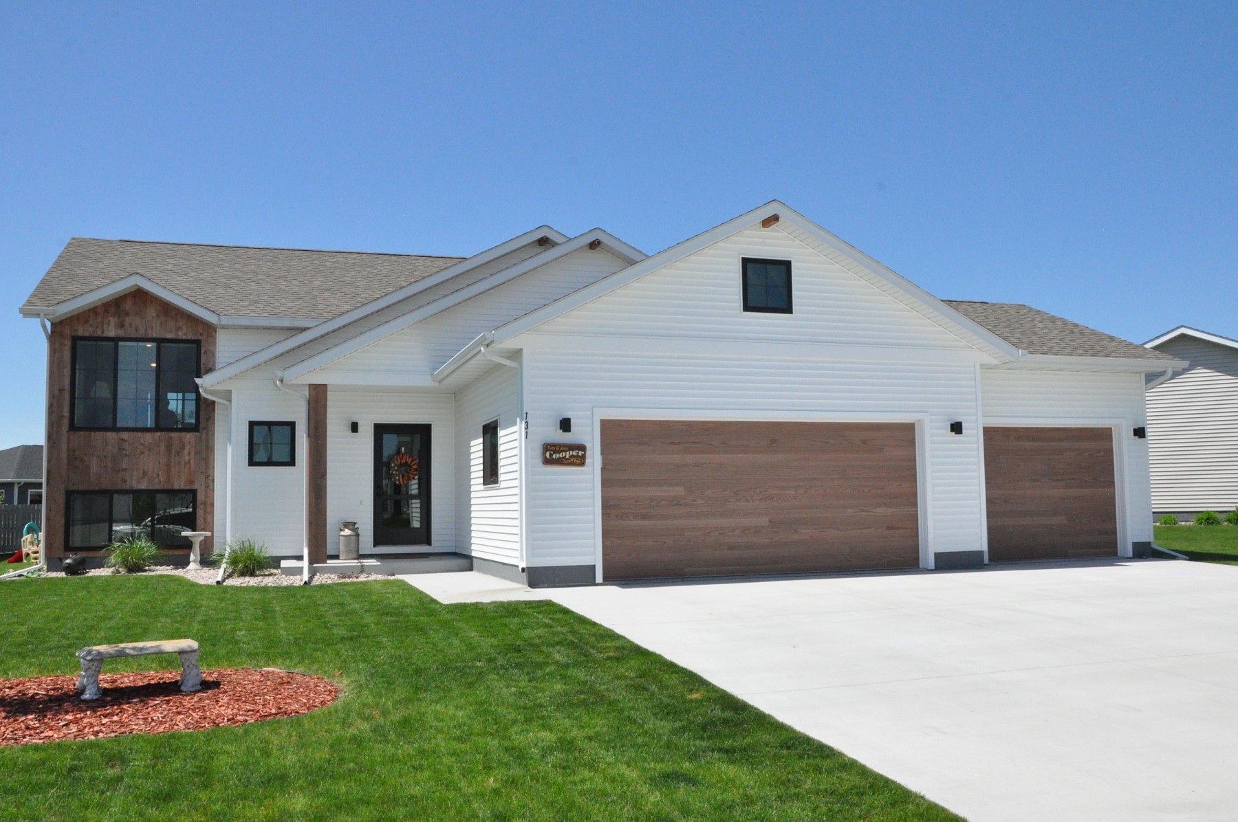 131 Craig Court, Brookings, SD 57006