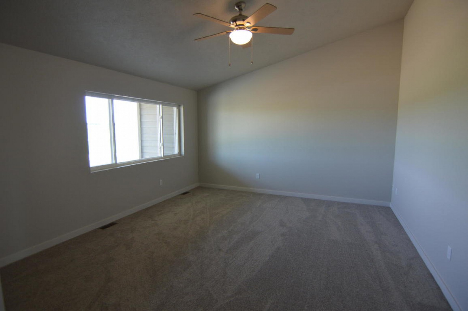 117 Golfview Drive, White, SD 57276