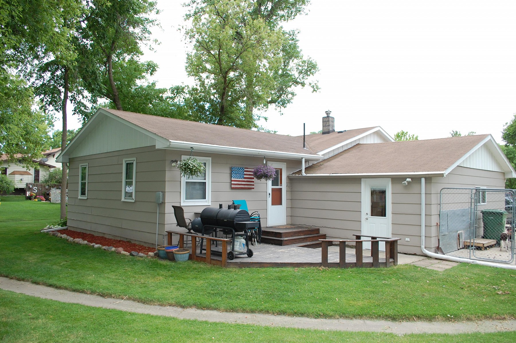 331 7th Avenue S, Brookings, SD 57006