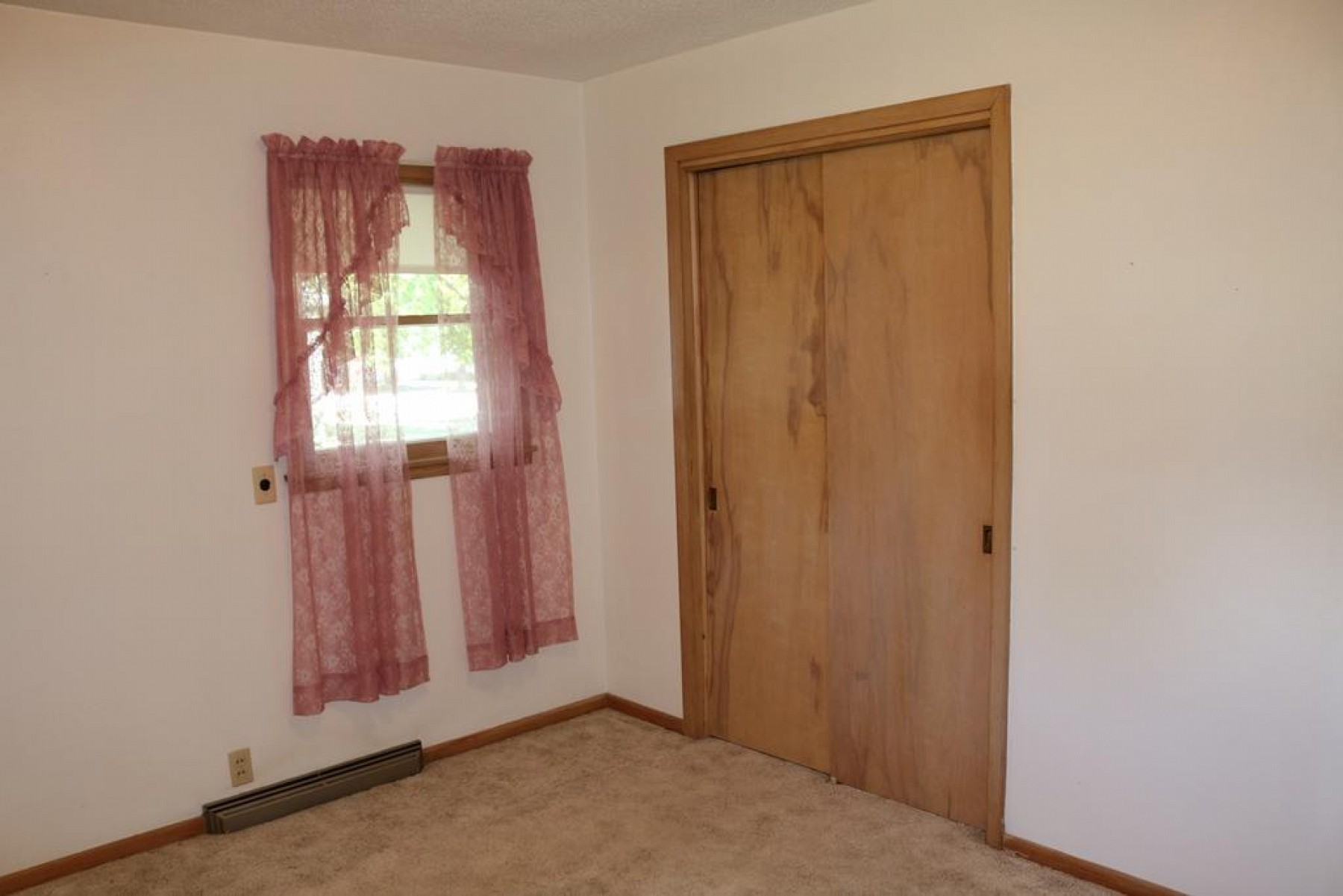 307 Davis Avenue E, Estelline, SD 57234