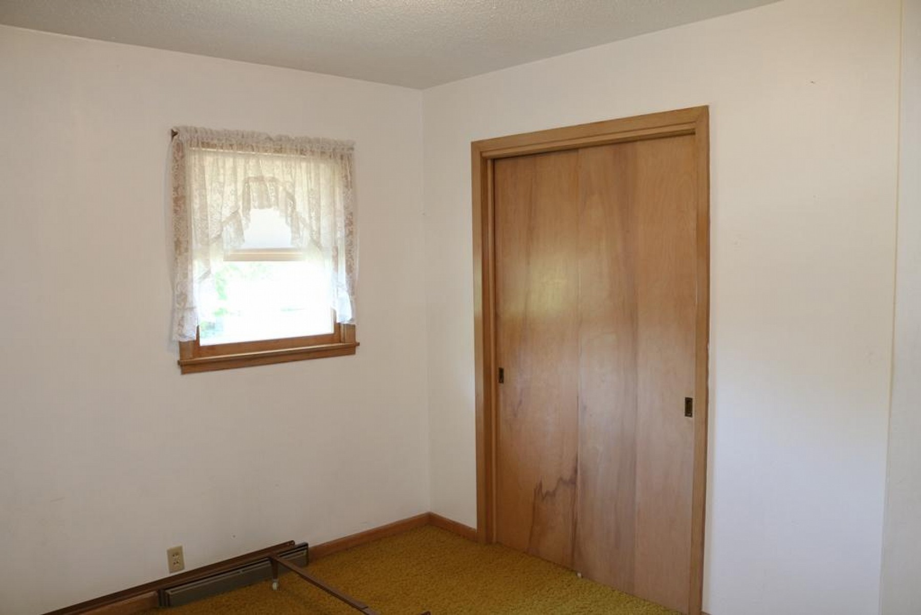 307 Davis Avenue E, Estelline, SD 57234