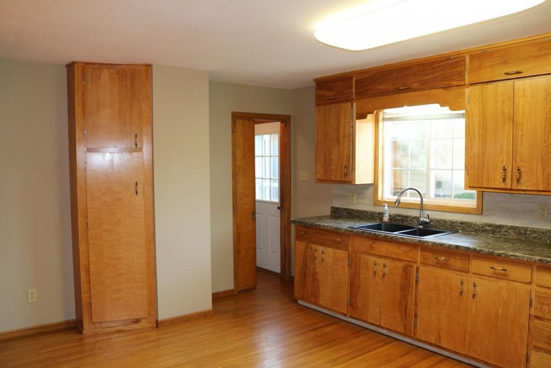 1313 2nd Street, Brookings, SD 57006