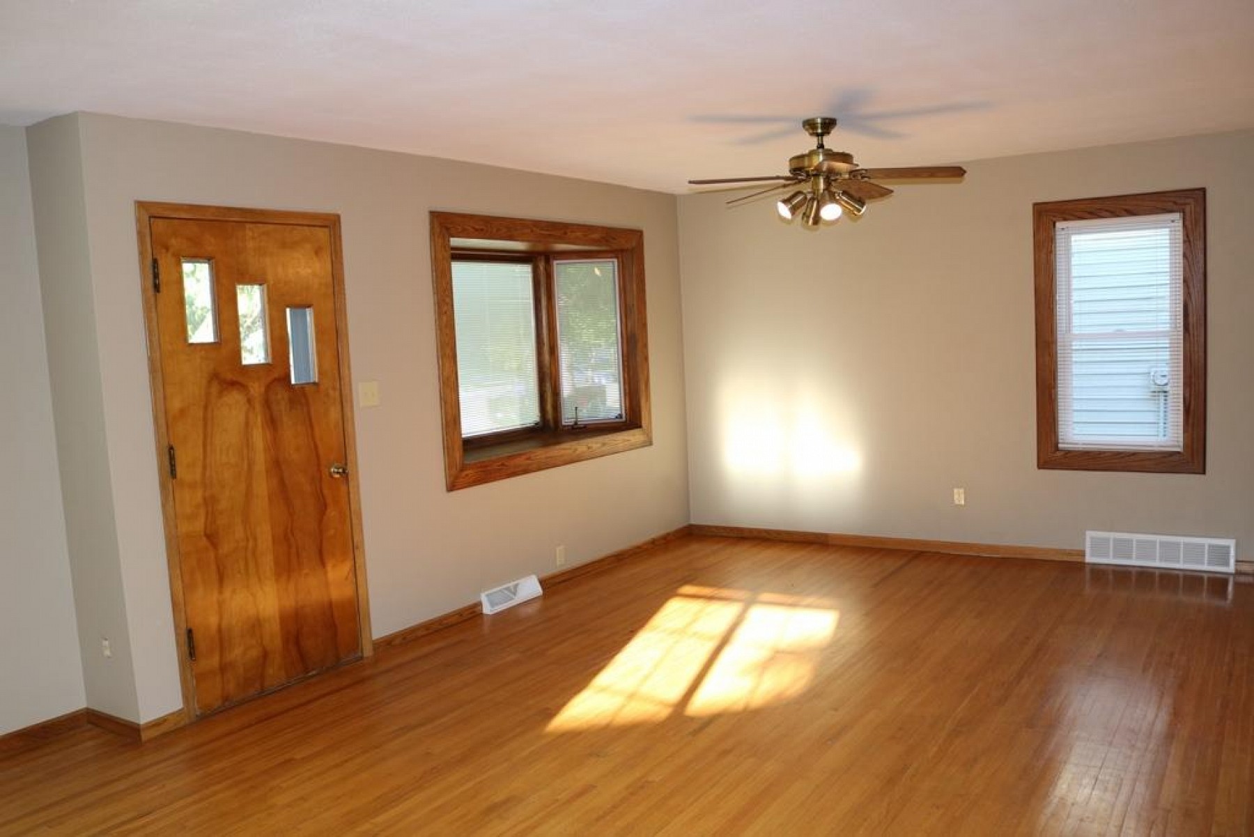 1313 2nd Street, Brookings, SD 57006