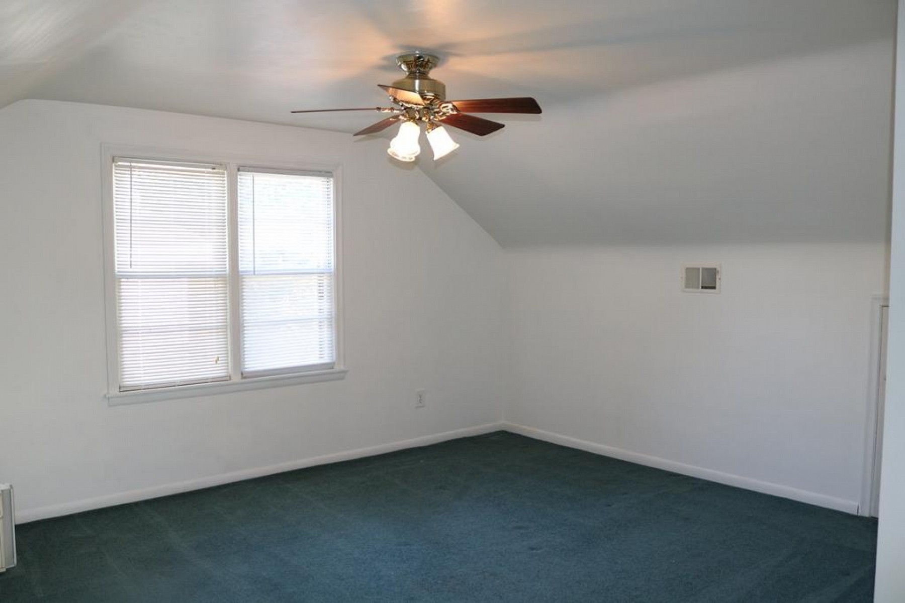 1313 2nd Street, Brookings, SD 57006