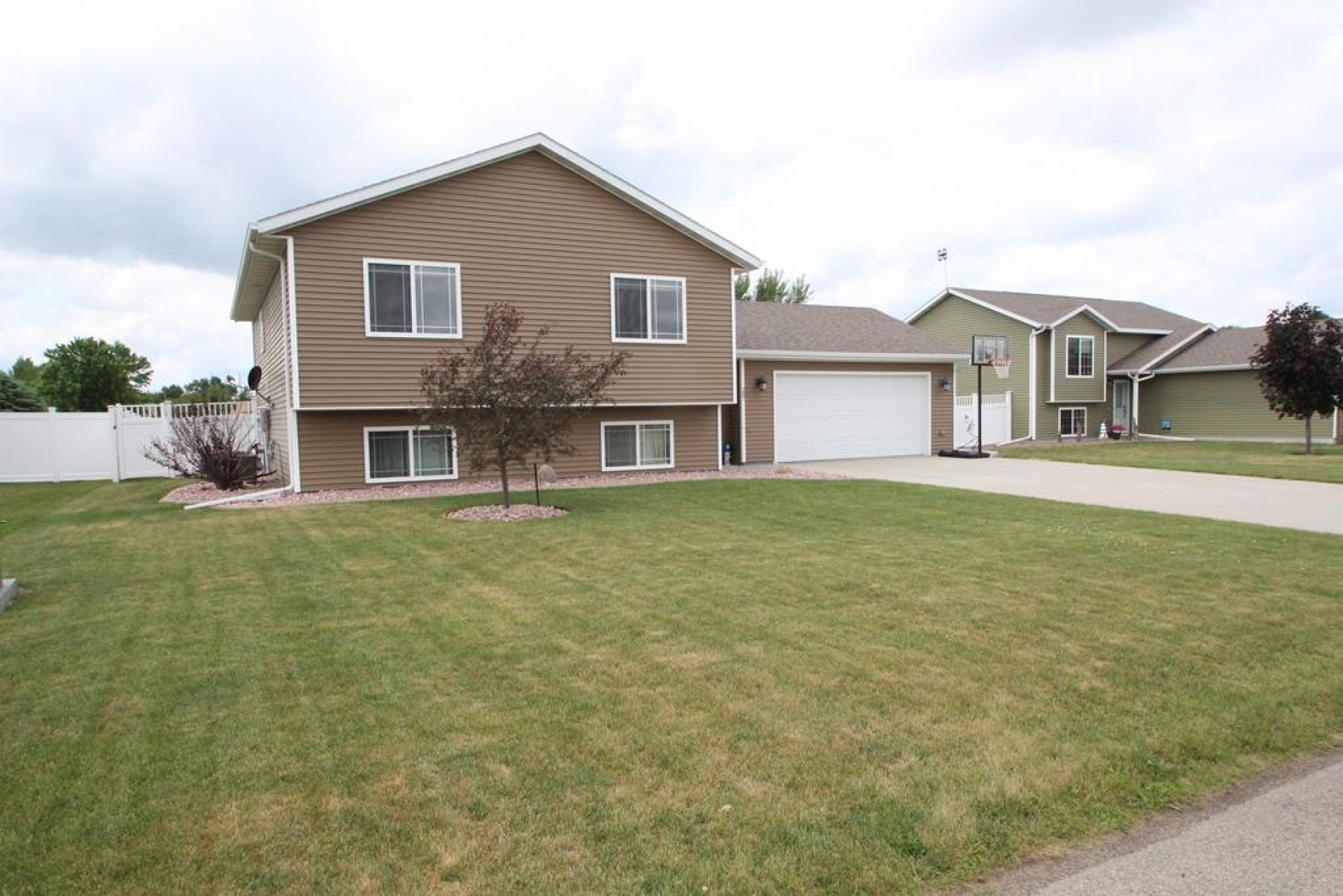 207 Lilac Avenue, Aurora, SD 57002