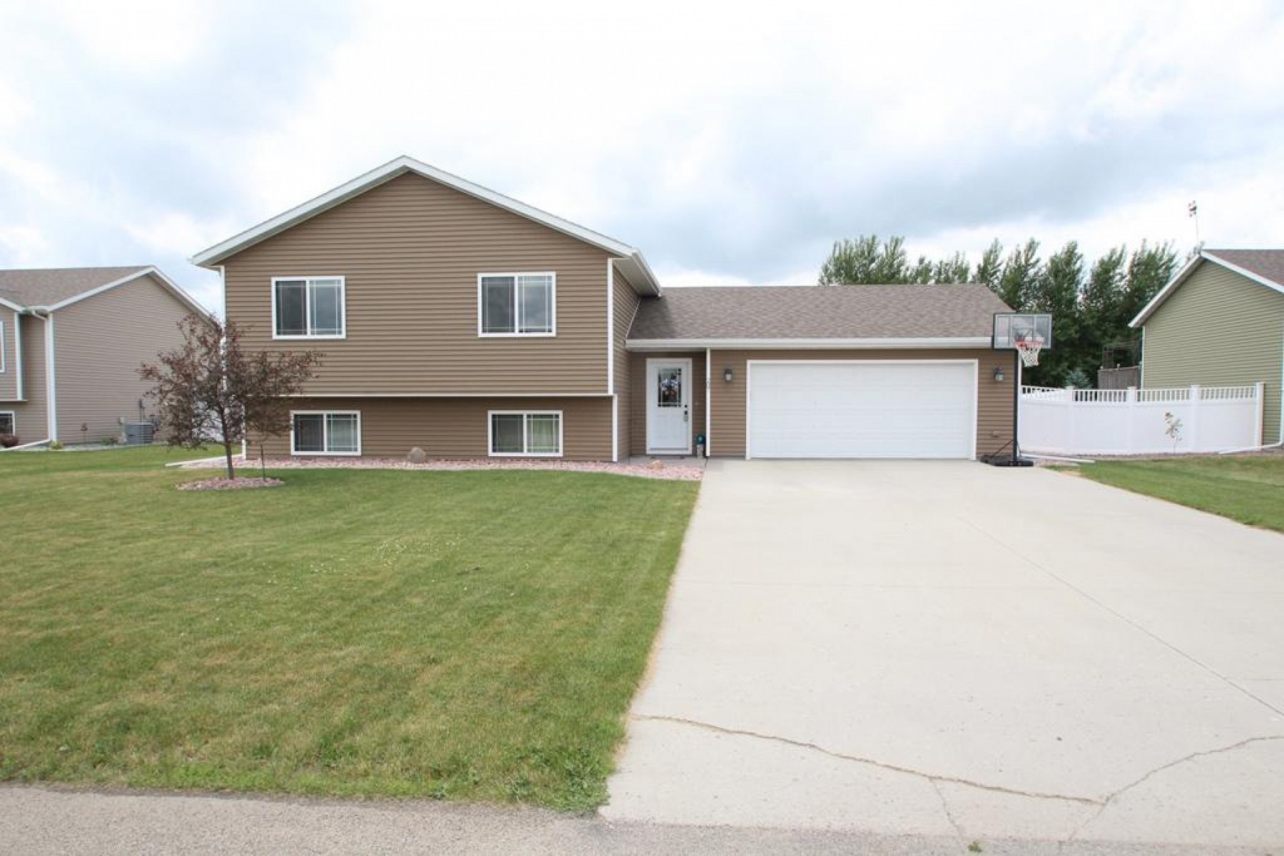 207 Lilac Avenue, Aurora, SD 57002