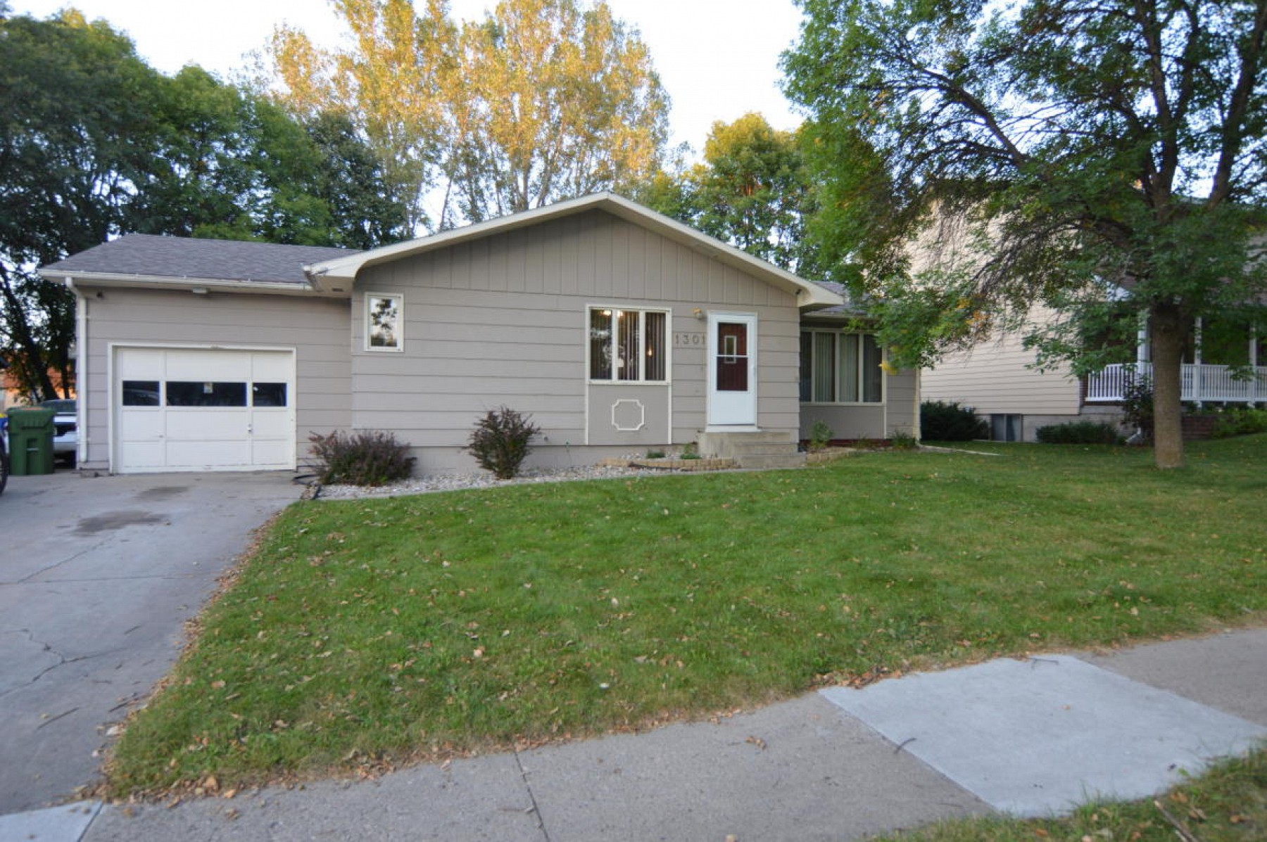 1301 Orchard Drive, Brookings, SD 57006