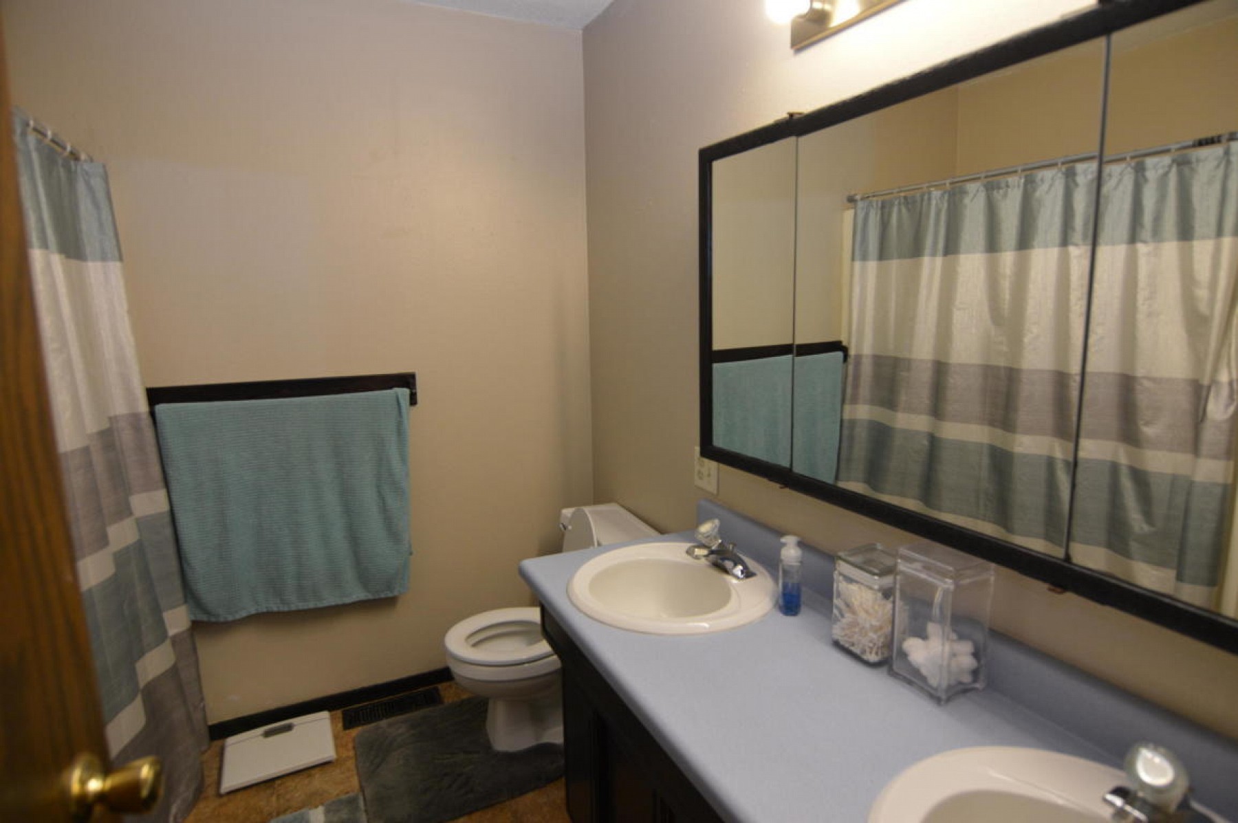 1301 Orchard Drive, Brookings, SD 57006