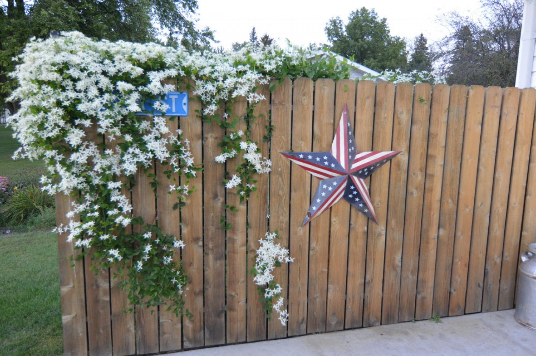 845 Dakota Street, Toronto, SD 57268