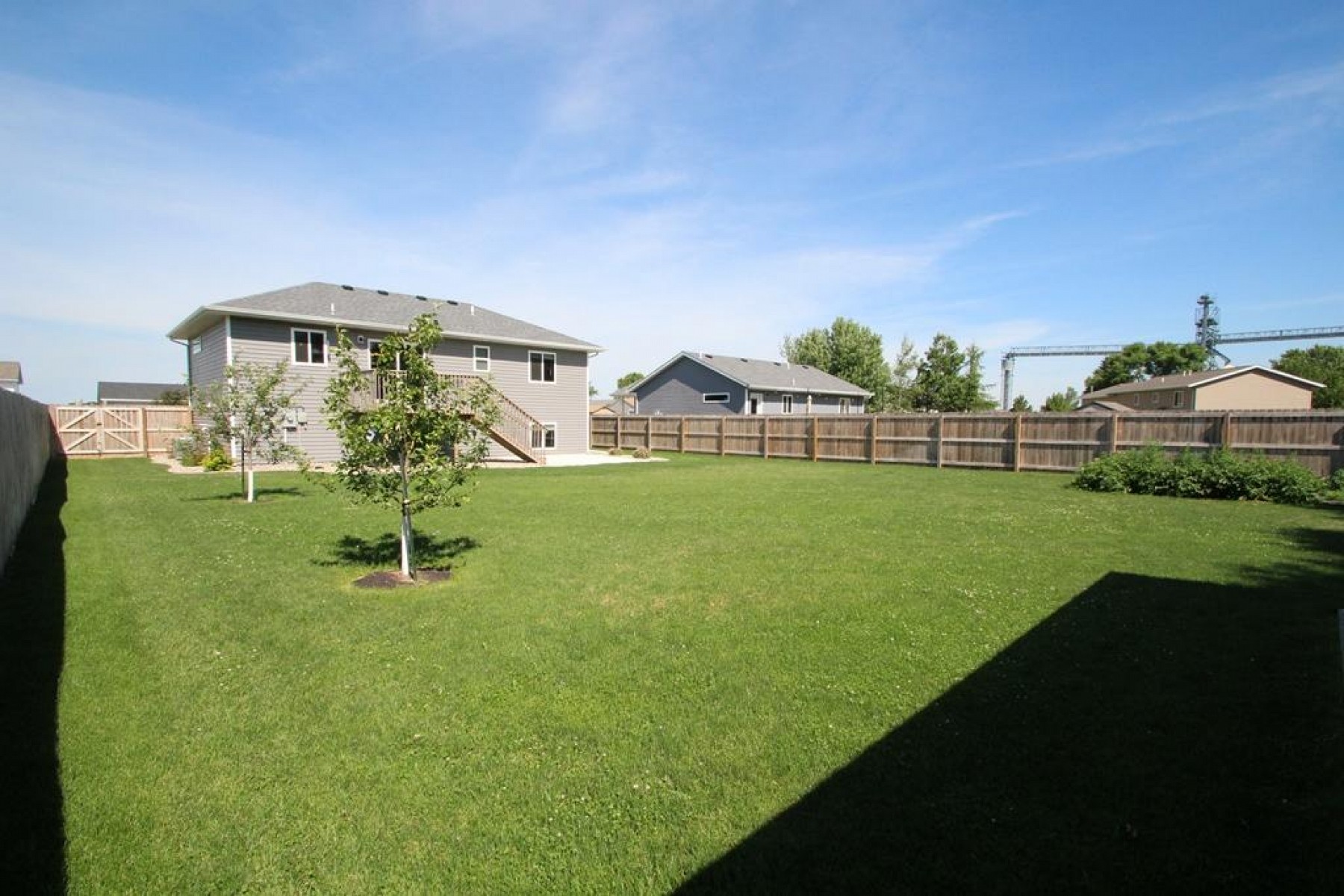 106 Lindsay Drive, Aurora, SD 57002