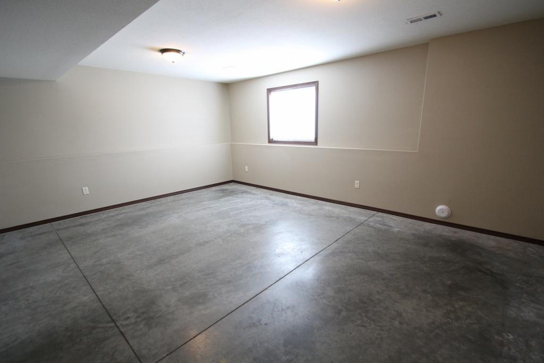 106 Lindsay Drive, Aurora, SD 57002