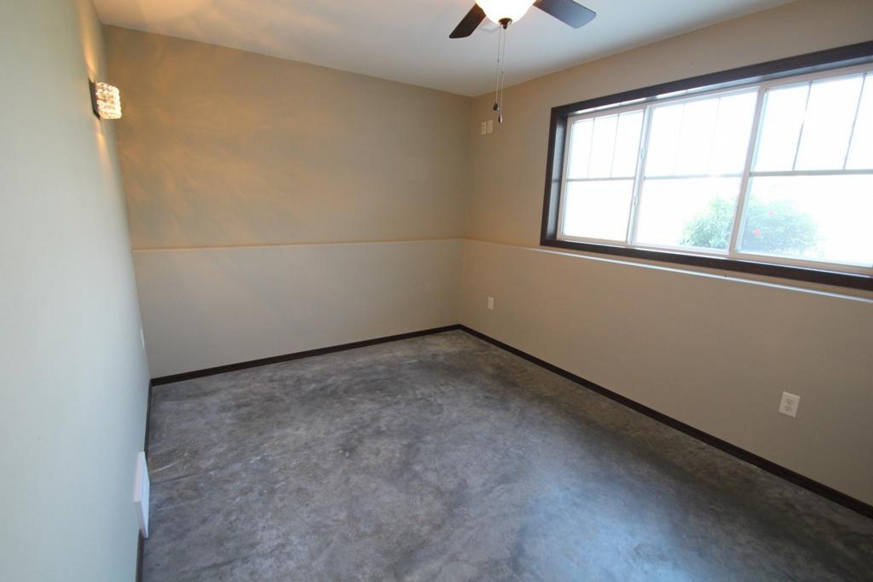 106 Lindsay Drive, Aurora, SD 57002