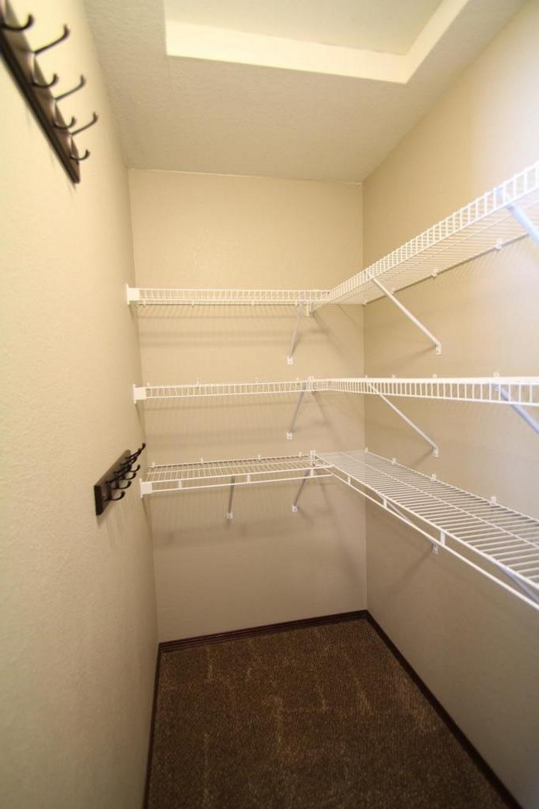 106 Lindsay Drive, Aurora, SD 57002