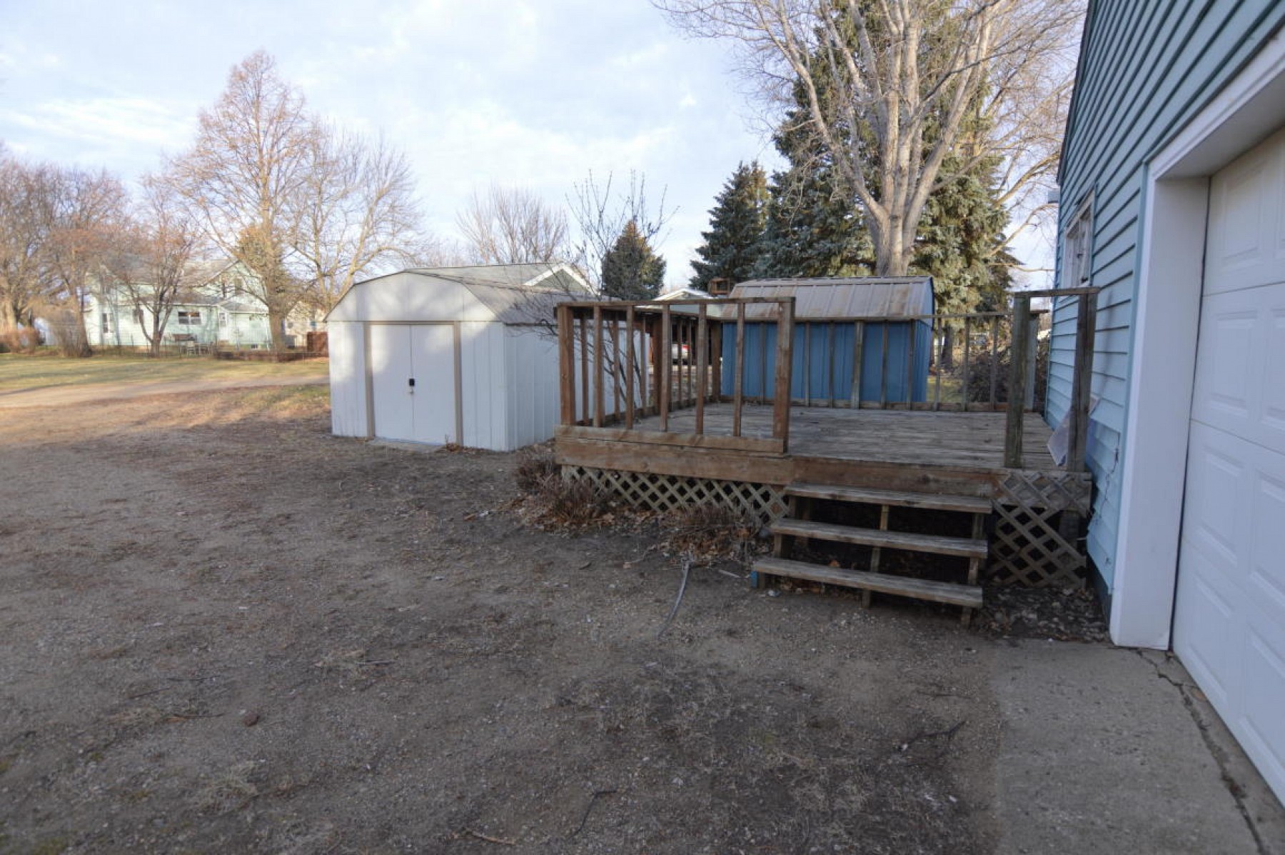 309 West Avenue, Madison, SD 57042