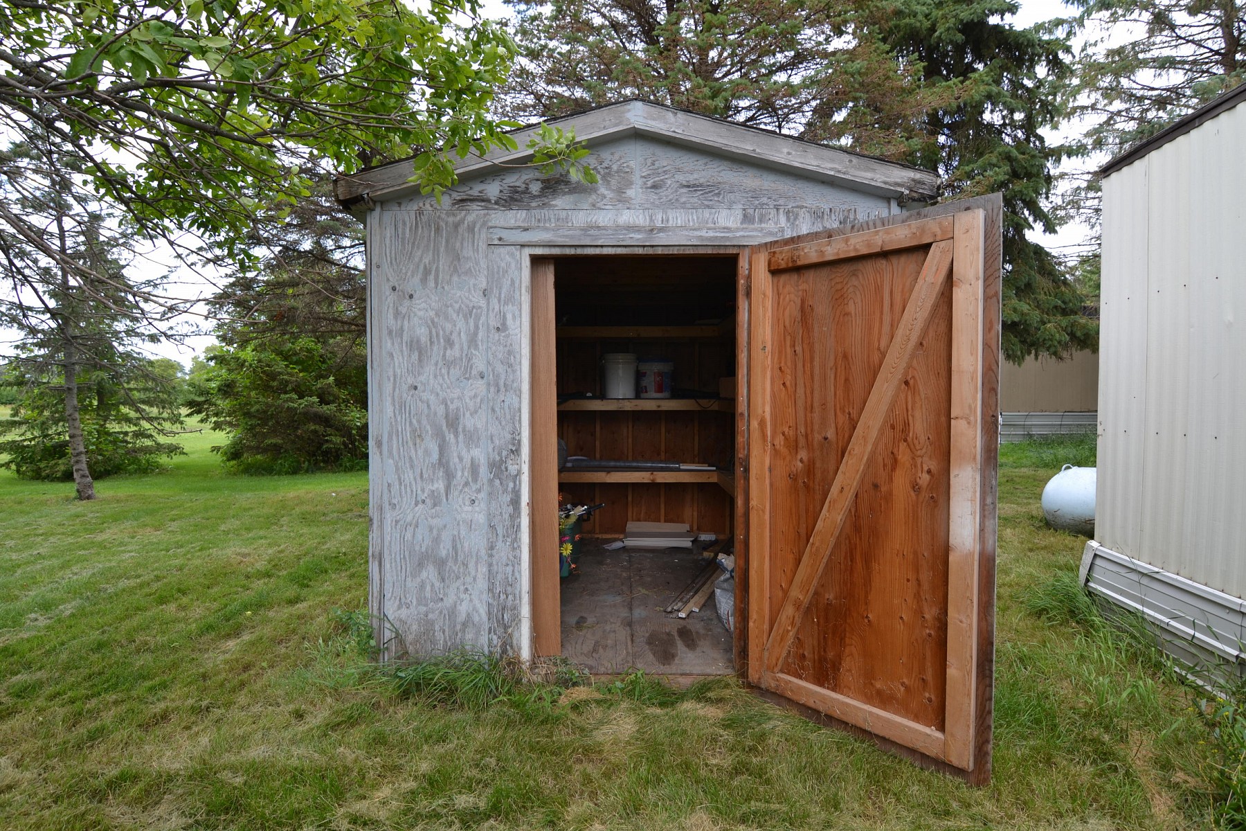 20731 471st Avenue, Brookings, SD 57006