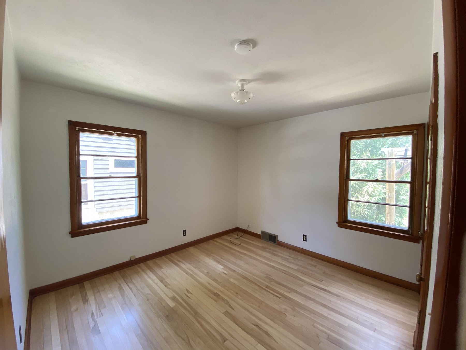 222 7th Street W, Brookings, SD 57006