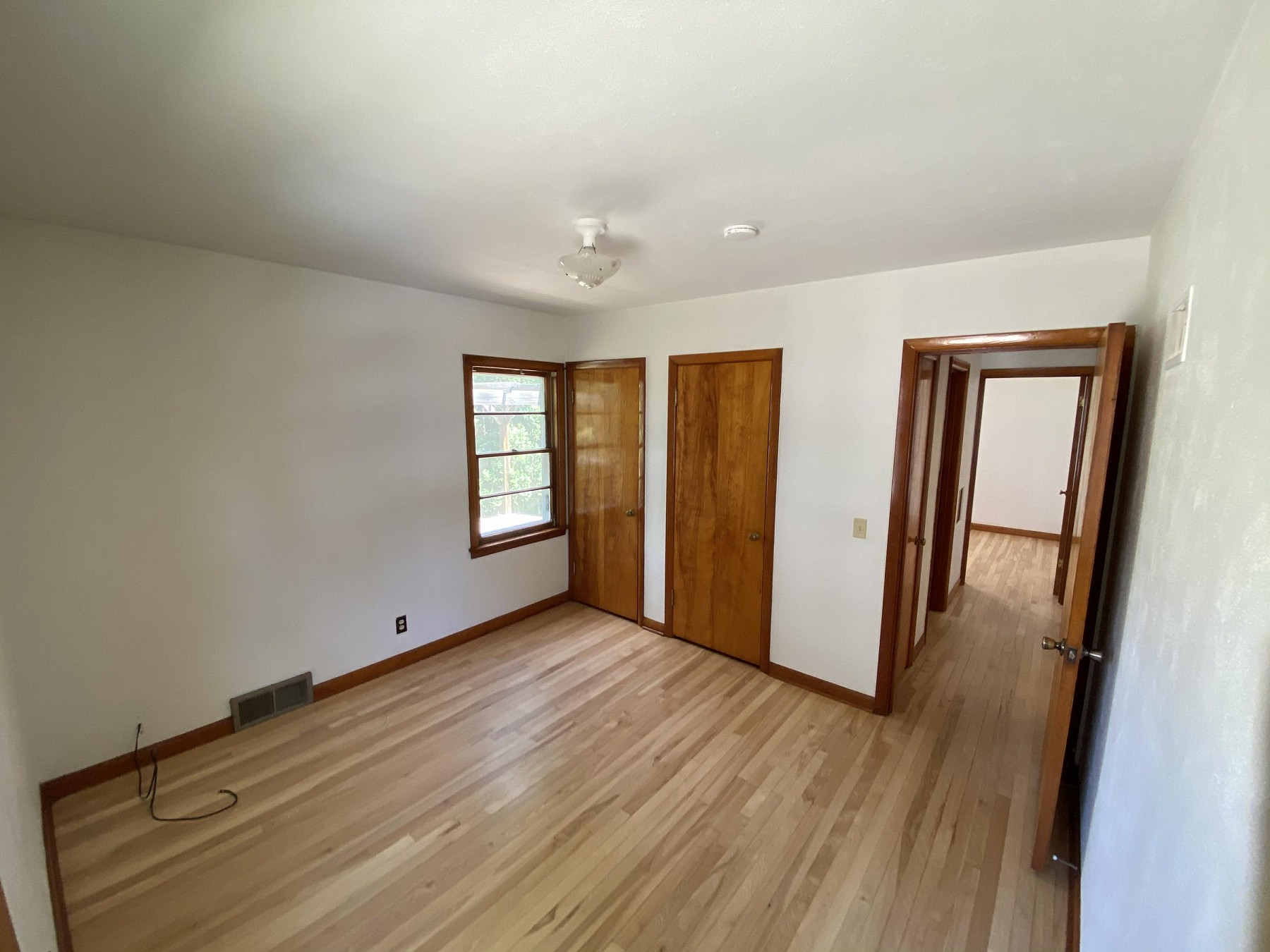 222 7th Street W, Brookings, SD 57006