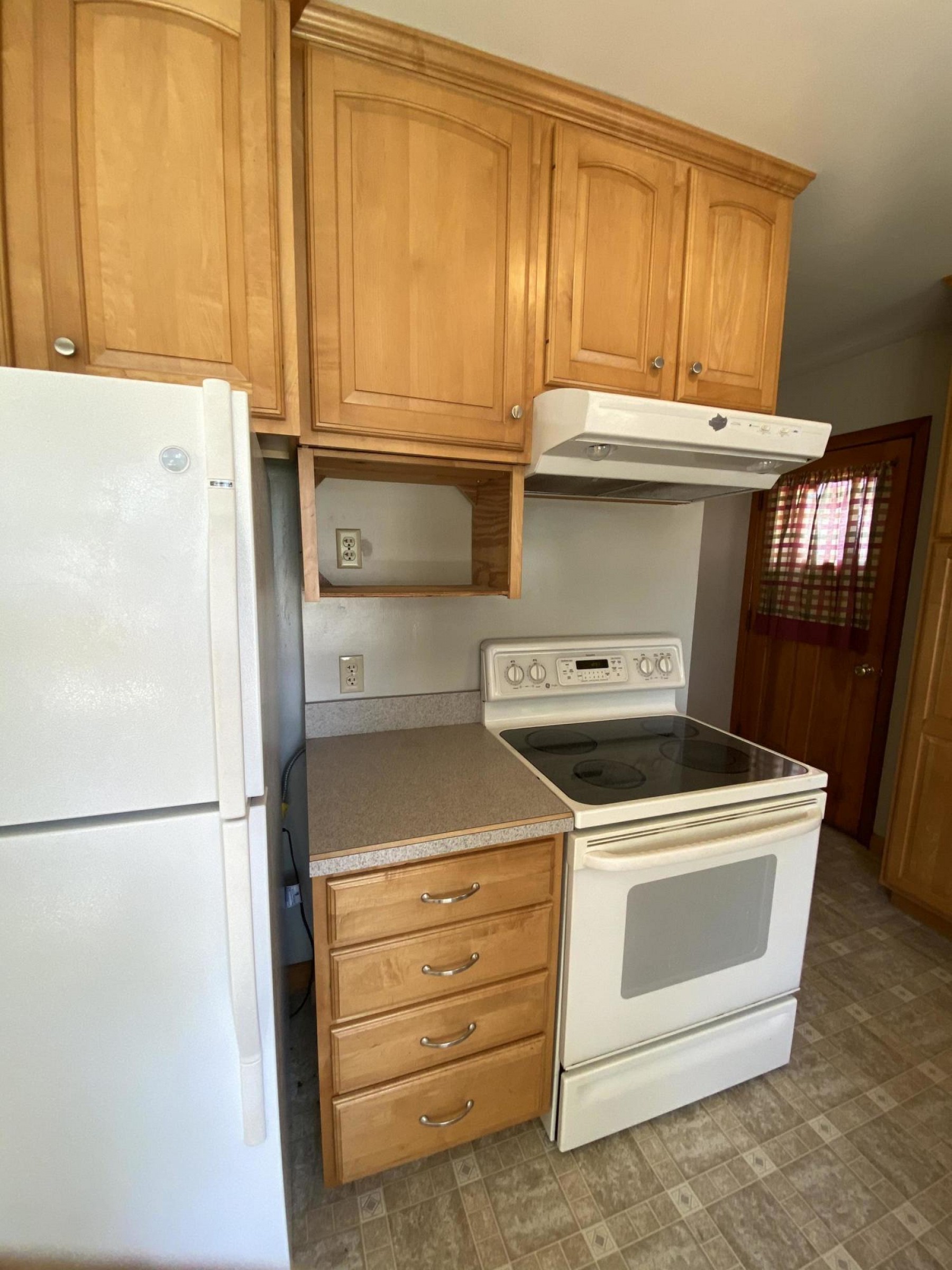 222 7th Street W, Brookings, SD 57006