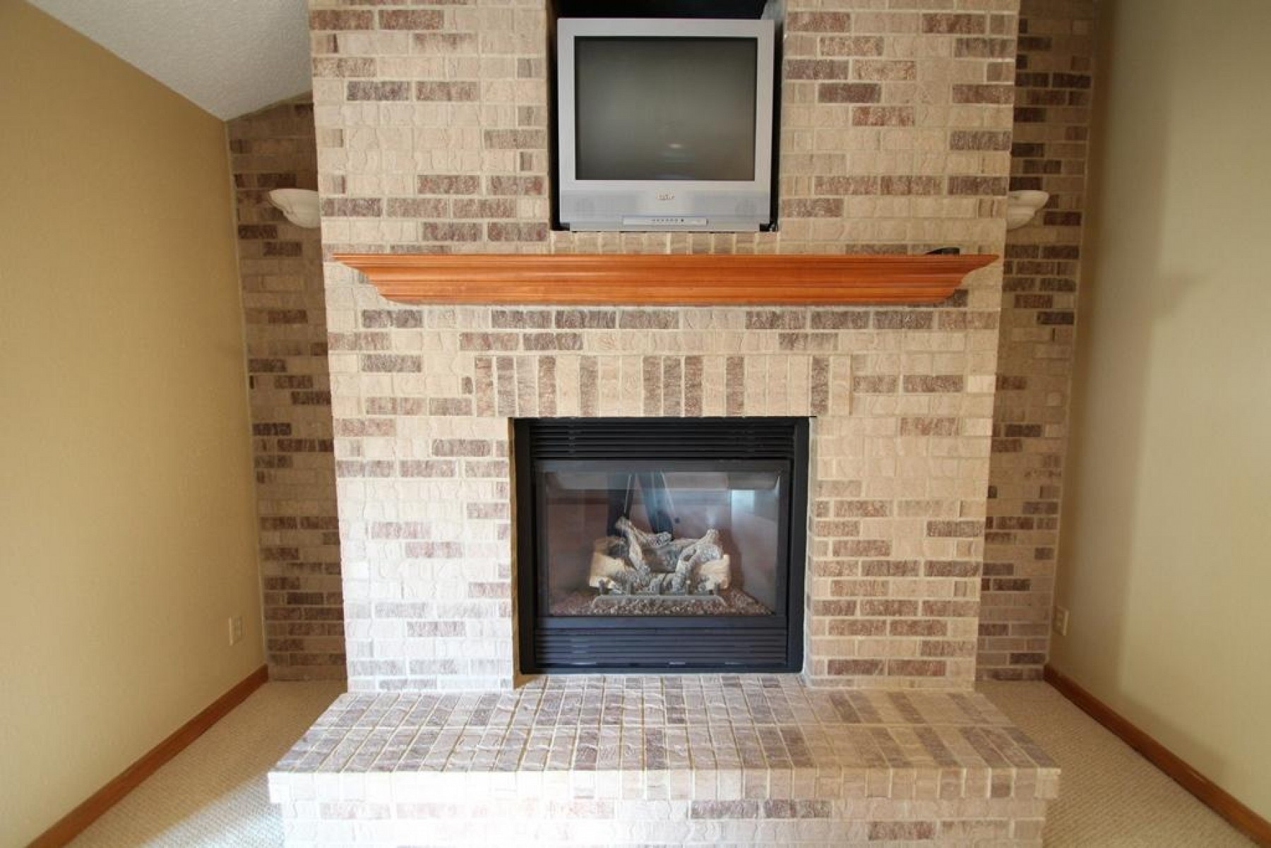 1504 Buffalo Trail, Brookings, SD 57006