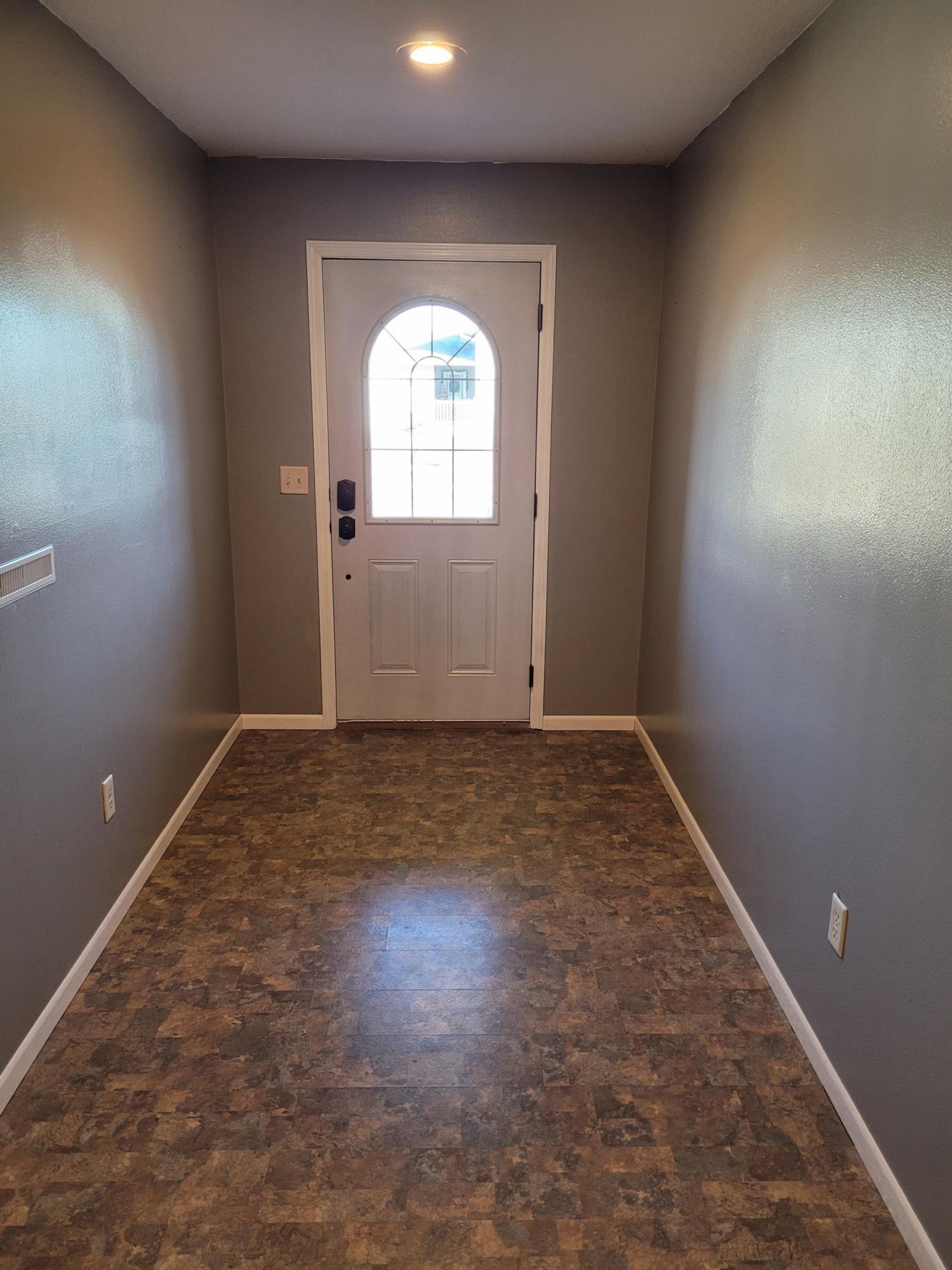 2106 David Cove, Brookings, SD 57006